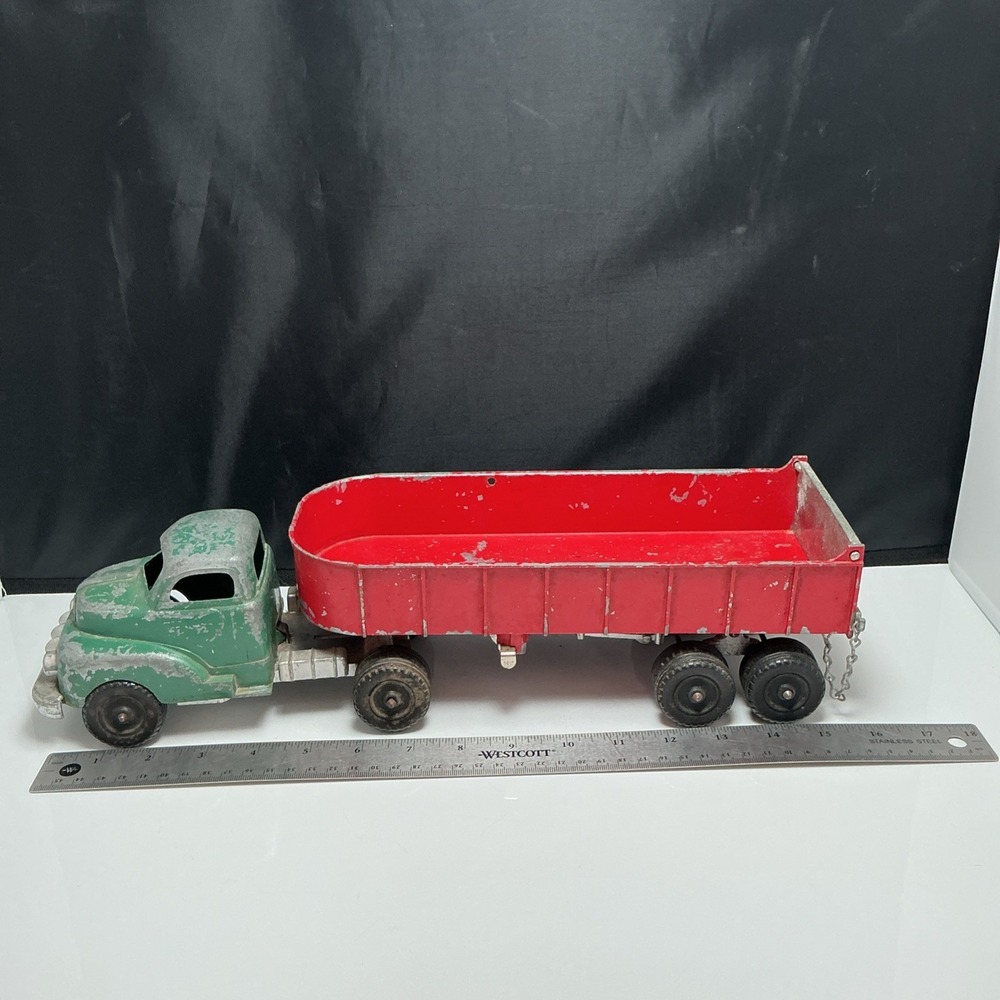 Hubley‎  Semi Dump Trailer Geen/Red Vintage Toy Truck 16 Inches Long